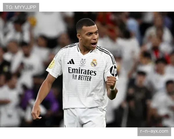 西甲黄潜迈入新时代,持续发展助推球队竞争力跃升 西甲黄潜迈入新时代,持续发展助推球队竞争力跃升