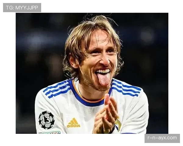 莫德里奇：顶级中场到金球奖得主的历史级跃升解析